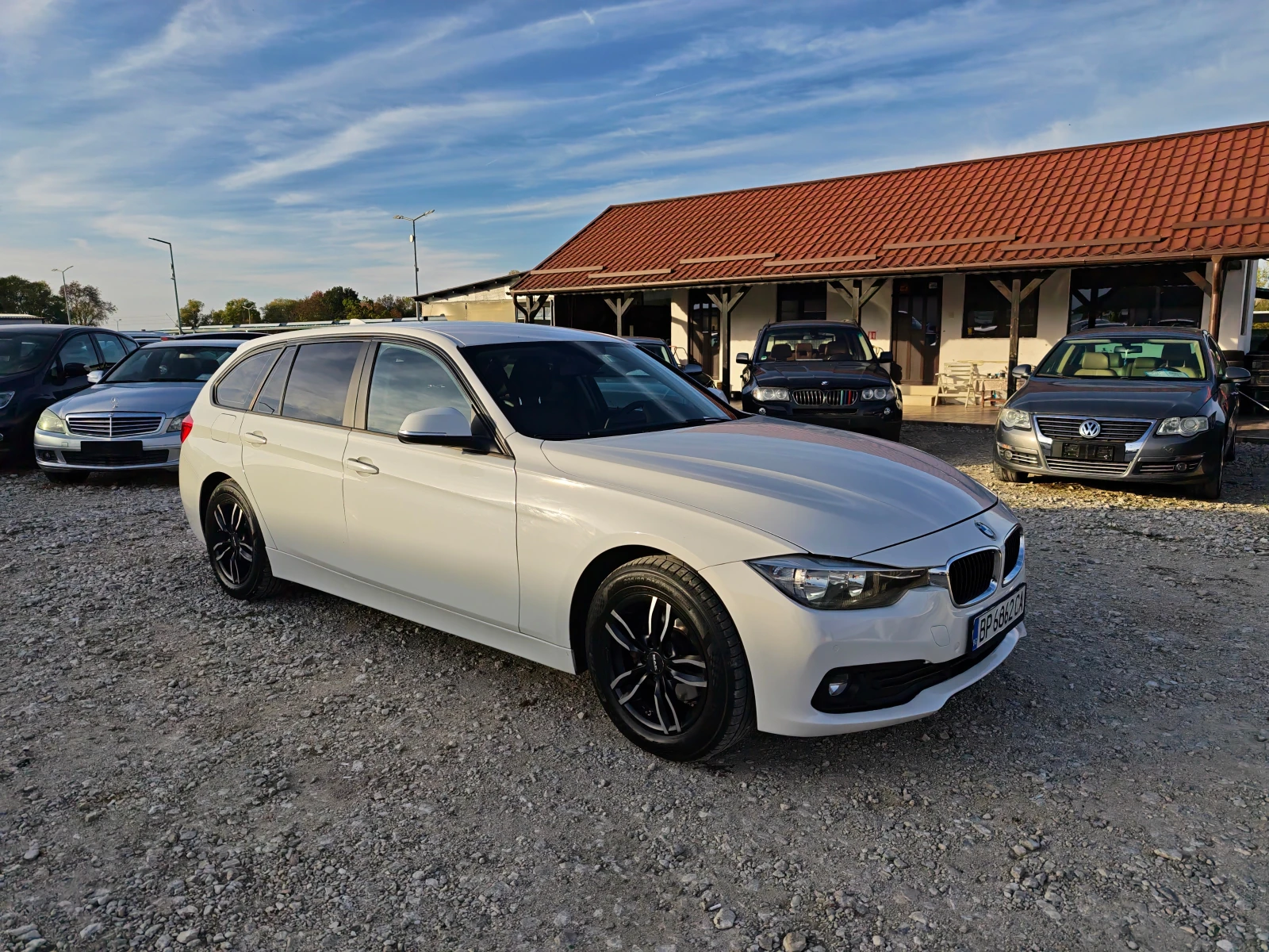 BMW 316 B 47 Автомат, снимка 3 - Автомобили и джипове - 56610875