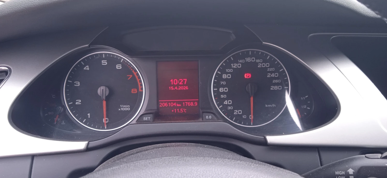 Audi A4 B8 TFSI, снимка 10 - Автомобили и джипове - 56673143