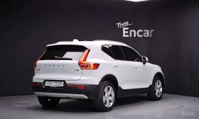 Volvo XC40 * T4 Momentum * CARFAX * ЦЕНА ДО БГ, снимка 2