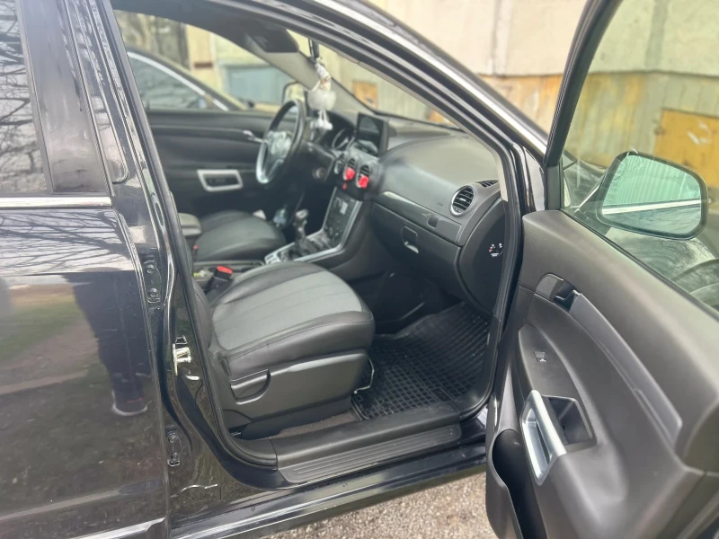 Opel Antara 2.2 CDTi, снимка 5 - Автомобили и джипове - 48031955