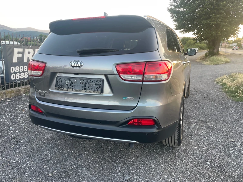 Kia Sorento 2.2CRDI AWD -155369КМ, снимка 5 - Автомобили и джипове - 50896803