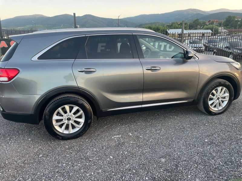 Kia Sorento 2.2CRDI AWD -155369КМ, снимка 17 - Автомобили и джипове - 50896803