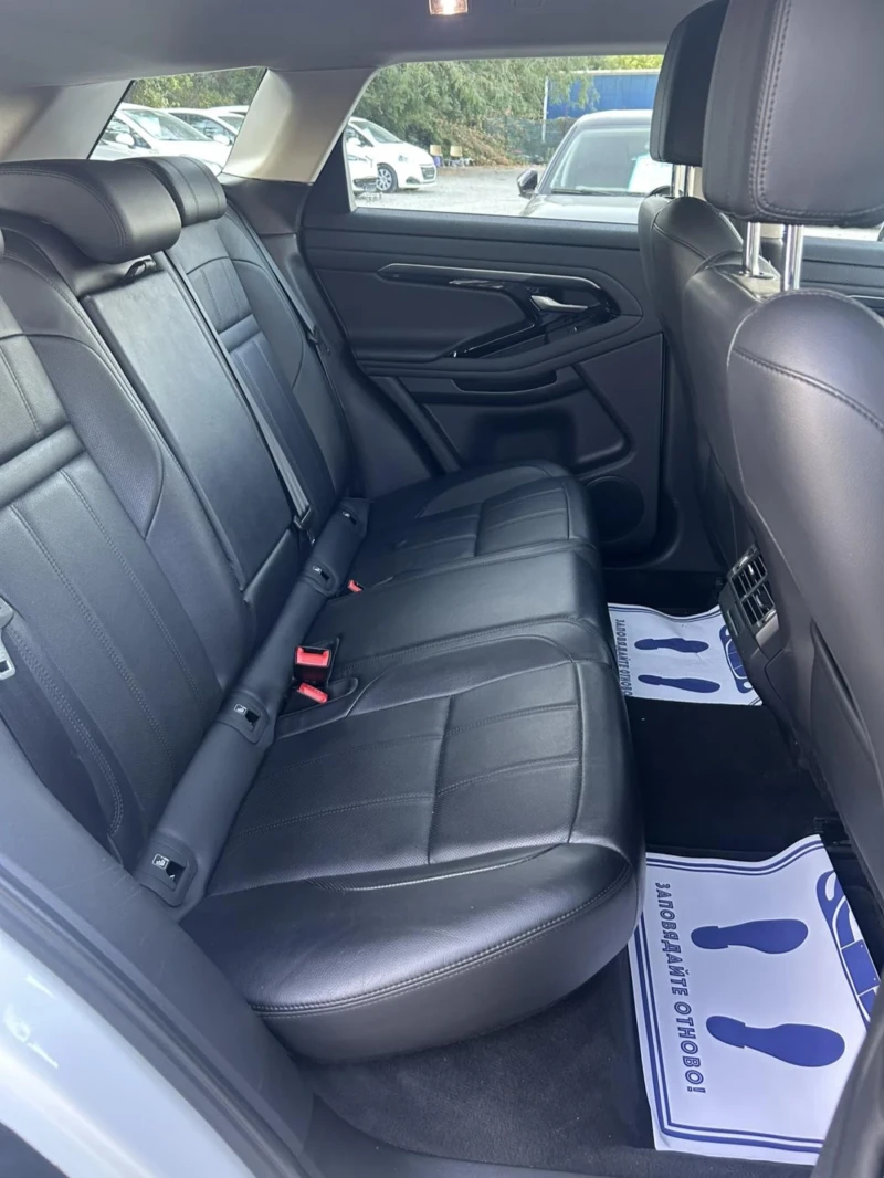 Land Rover Range Rover Evoque 2.0 D 150 * 4X4 * AUTO * ACC * FULL LED * NAVI * , снимка 16 - Автомобили и джипове - 52114279