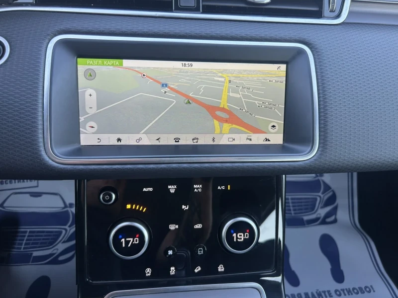 Land Rover Range Rover Evoque 2.0 D 150 * 4X4 * AUTO * ACC * FULL LED * NAVI * , снимка 13 - Автомобили и джипове - 52114279