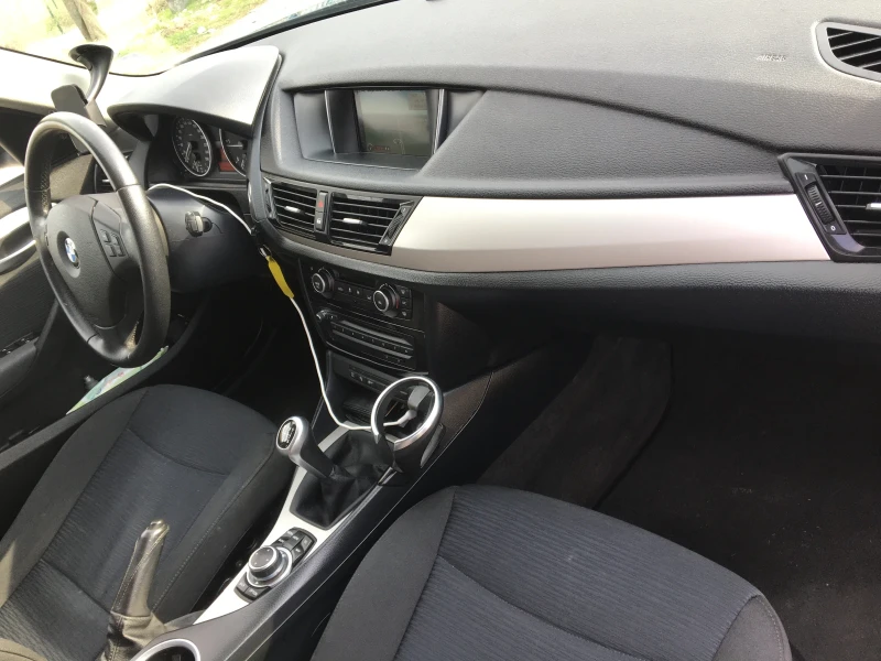 BMW X1, снимка 6 - Автомобили и джипове - 52394986
