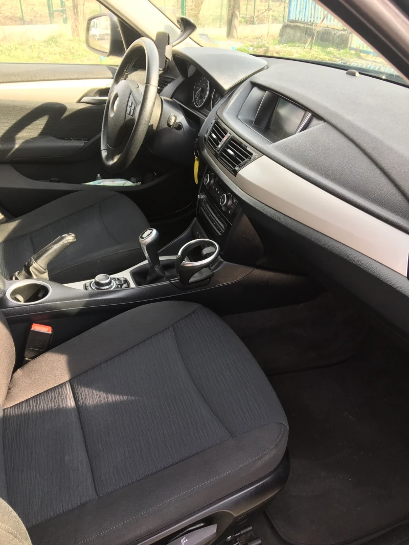 BMW X1, снимка 10 - Автомобили и джипове - 52394986