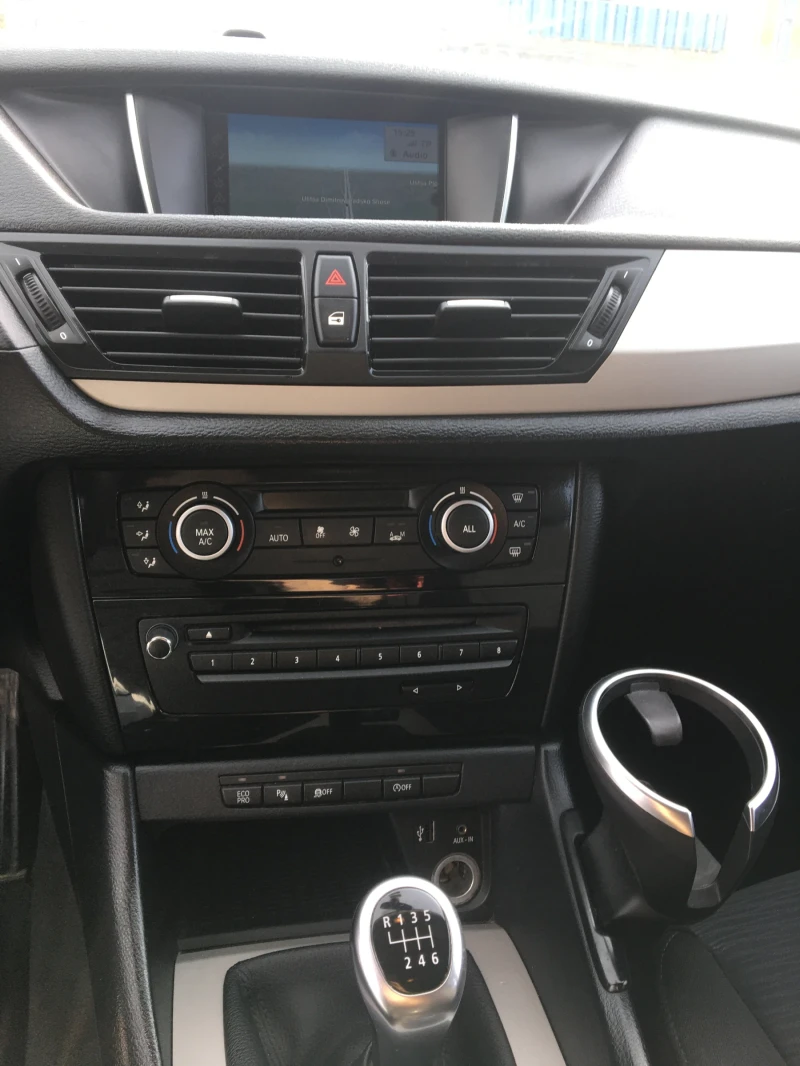 BMW X1, снимка 9 - Автомобили и джипове - 52394986