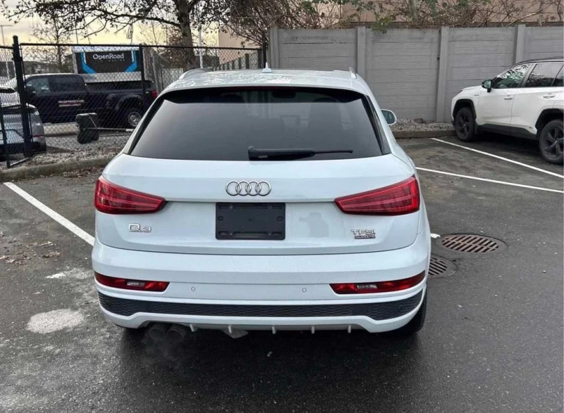 Audi Q3 TECHNIK QUATTRO * FULL S LINE * ПАНОРАМА* ПОДГРЕВИ, снимка 7 - Автомобили и джипове - 53367450