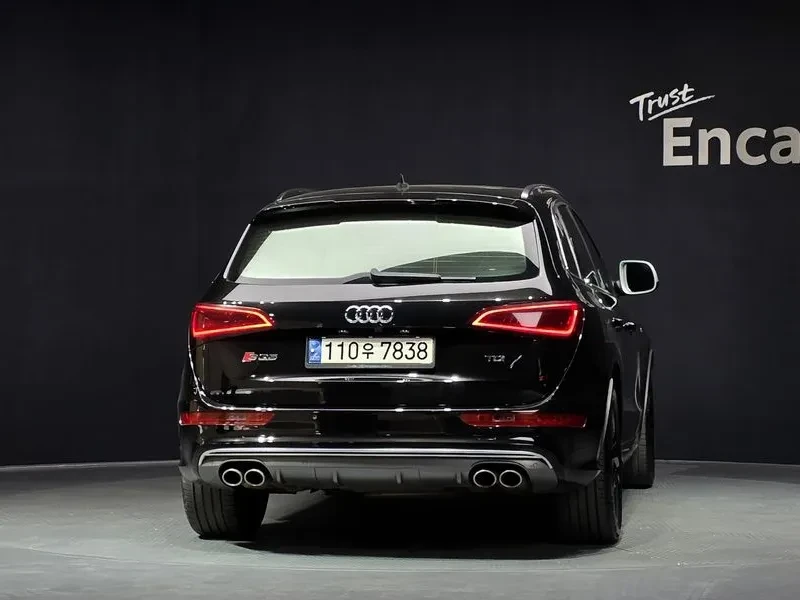 Audi SQ5 3.0 TDI Quattro, снимка 4 - Автомобили и джипове - 54203579