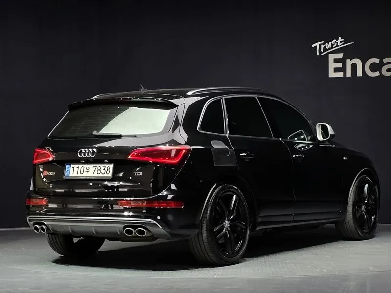 Audi SQ5 3.0 TDI Quattro, снимка 2 - Автомобили и джипове - 54203579