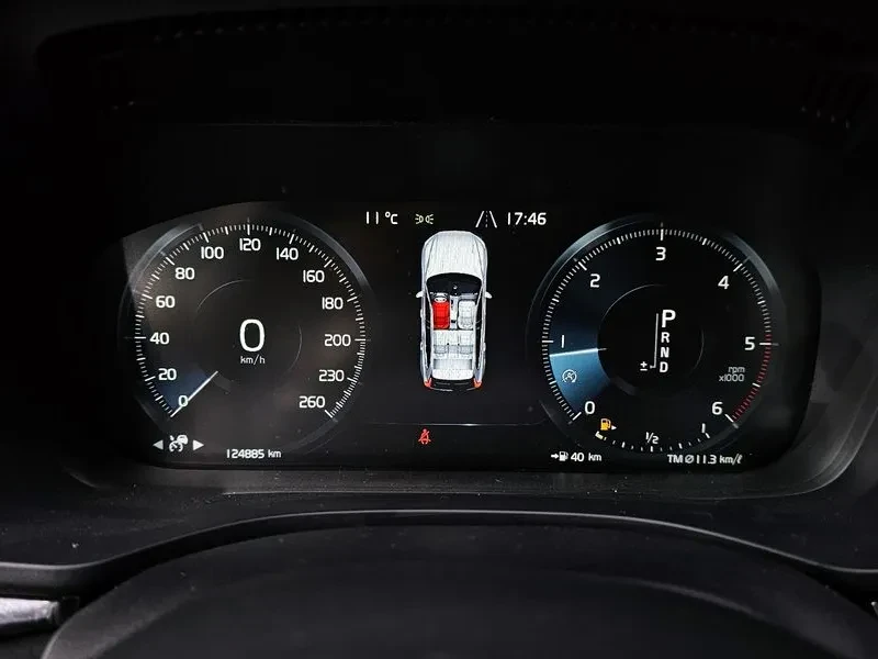 Volvo XC60 D5 - САМО 30% АВАНС, снимка 8 - Автомобили и джипове - 55927650