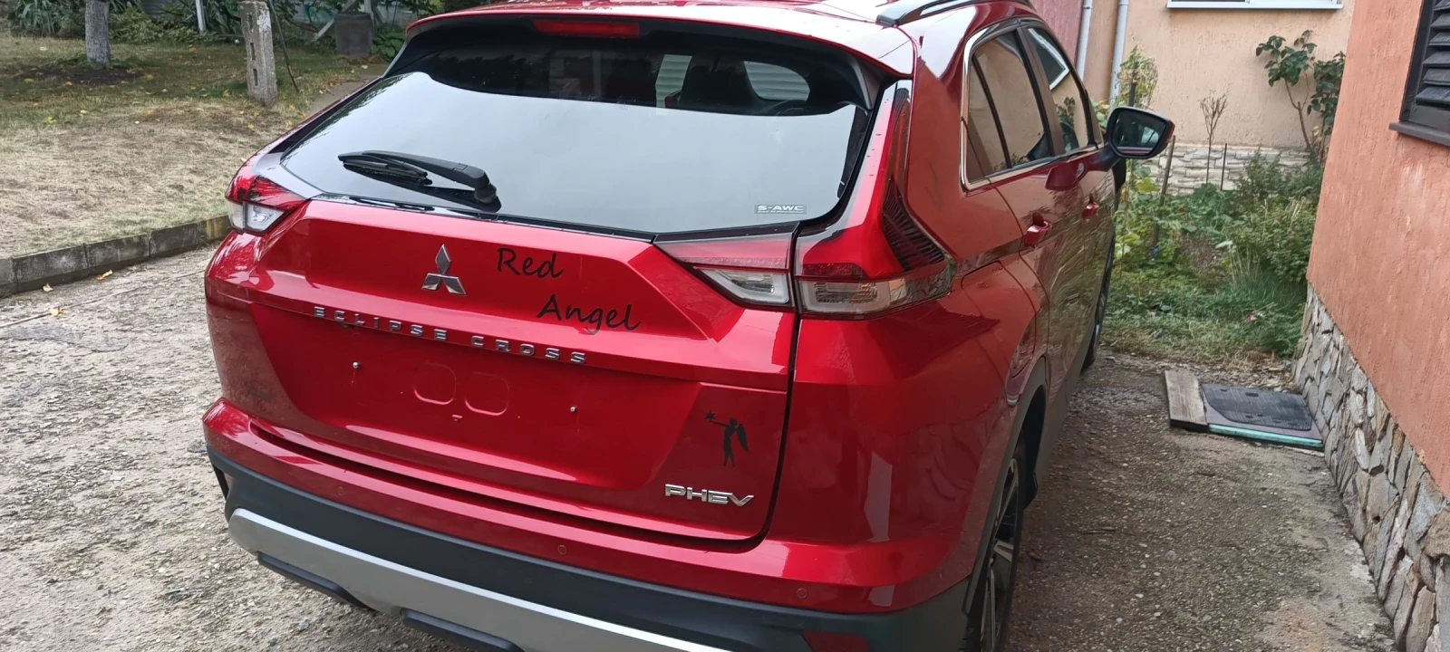 Mitsubishi Eclipse Cross 2.4 plug in hybrid  - изображение 8