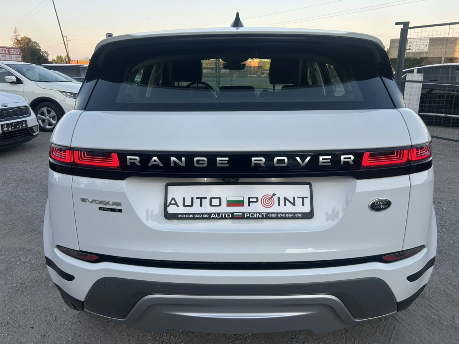 Land Rover Range Rover Evoque 2.0 D 150 * 4X4 * AUTO * ACC * FULL LED * NAVI *  - изображение 5