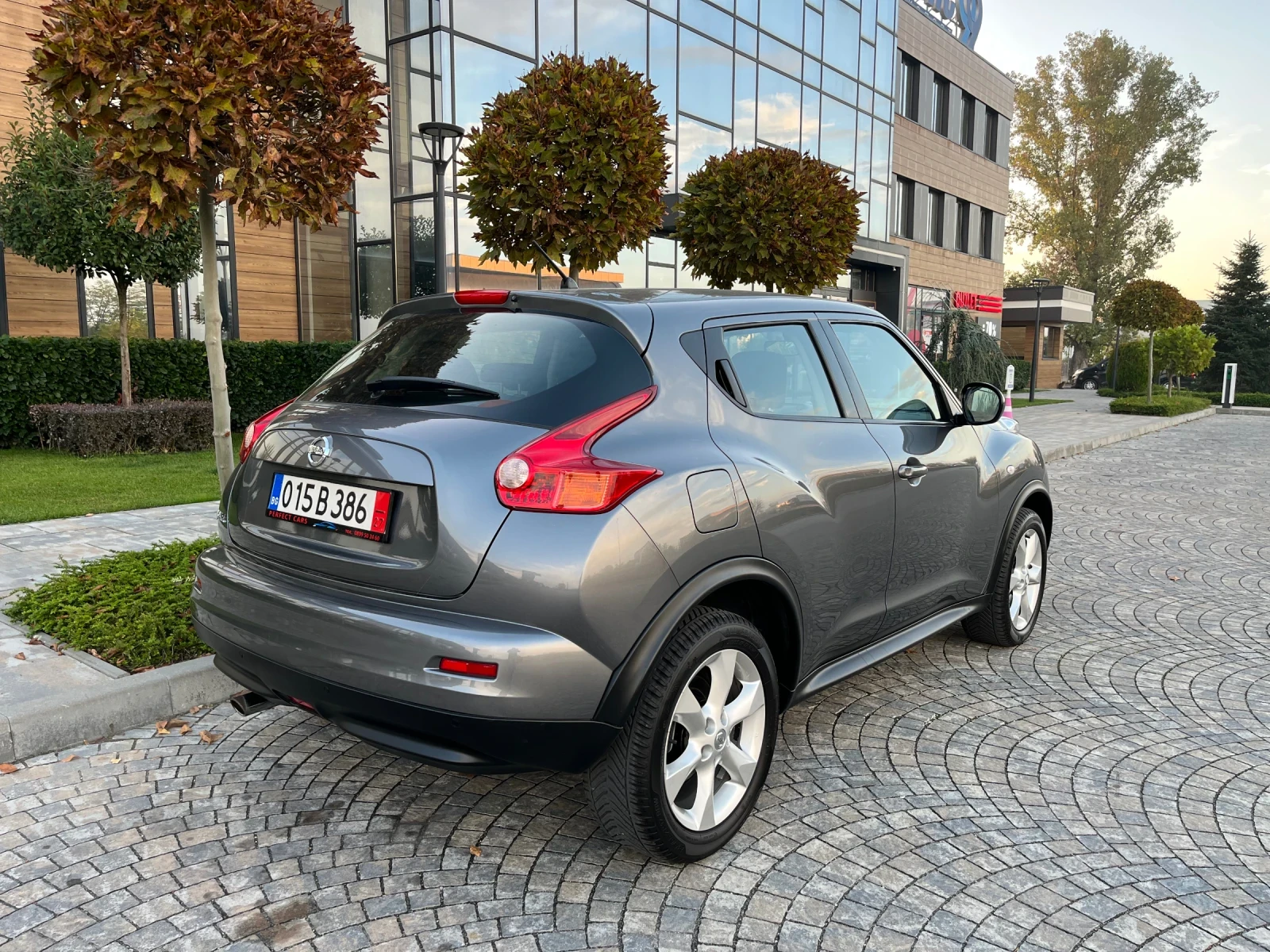 Nissan Juke 1.6i 117к.с. Андроид Нави 165000км. Реални!! - изображение 3