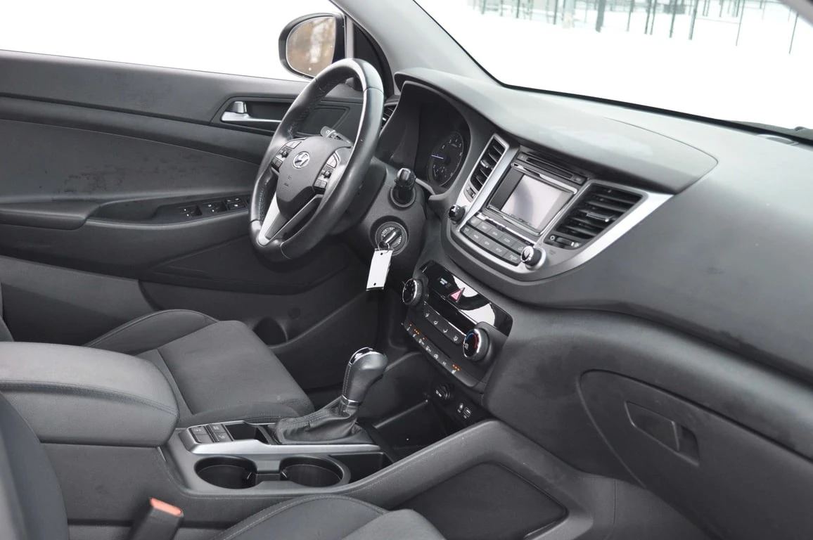 Hyundai Tucson AWD 4dr 2.0L Premium* ���� �� ��. | Mobile.bg � ����������� 16