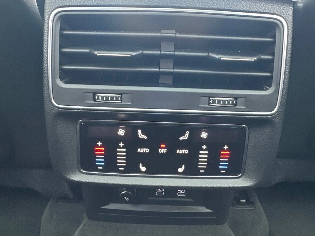 Audi Q7 Progressiv| S LINE| 55 TFSI| 7 PASS| CARPLAY , снимка 14 - Автомобили и джипове - 53929662