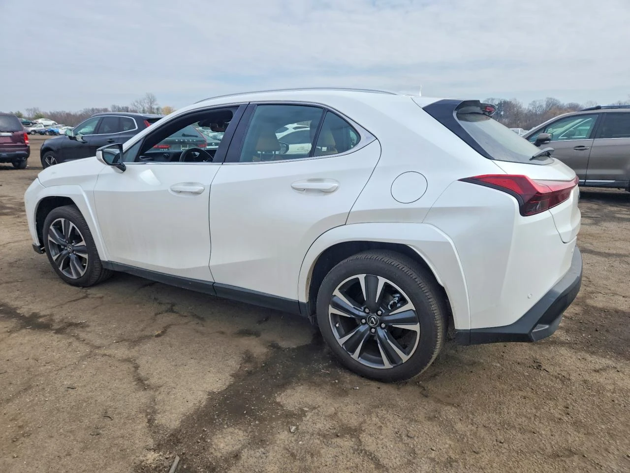 Lexus UX 250h * KEYLESS* ������* �������* ����* �������*  | Mobile.bg � ����������� 4