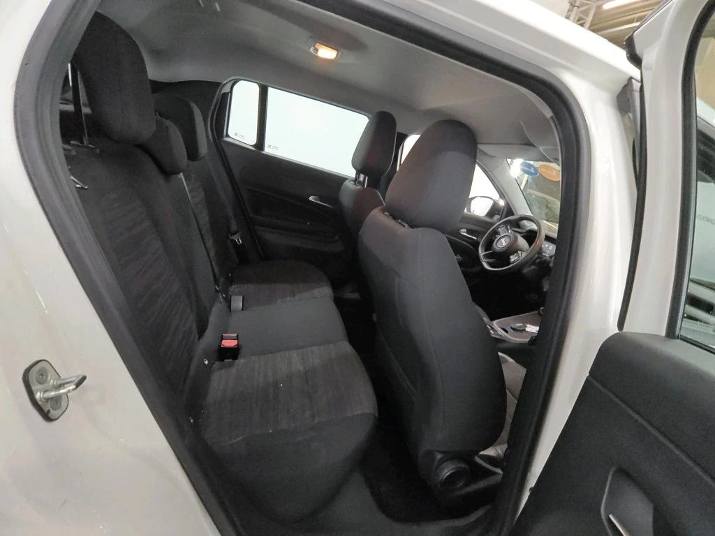 Jeep Avenger Longitude, снимка 11 - Автомобили и джипове - 54148914