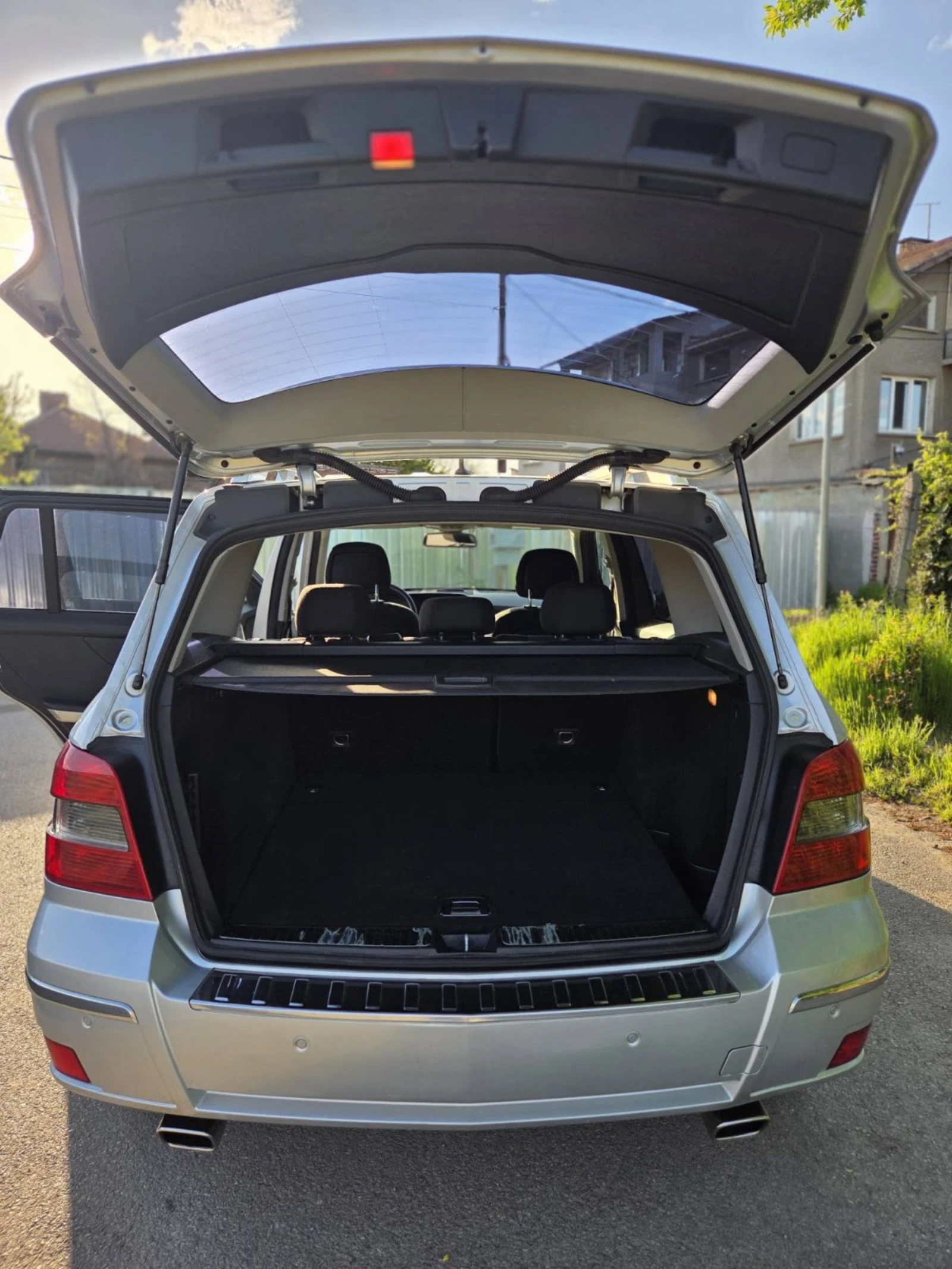 Mercedes-Benz GLK, снимка 12 - Автомобили и джипове - 54347903