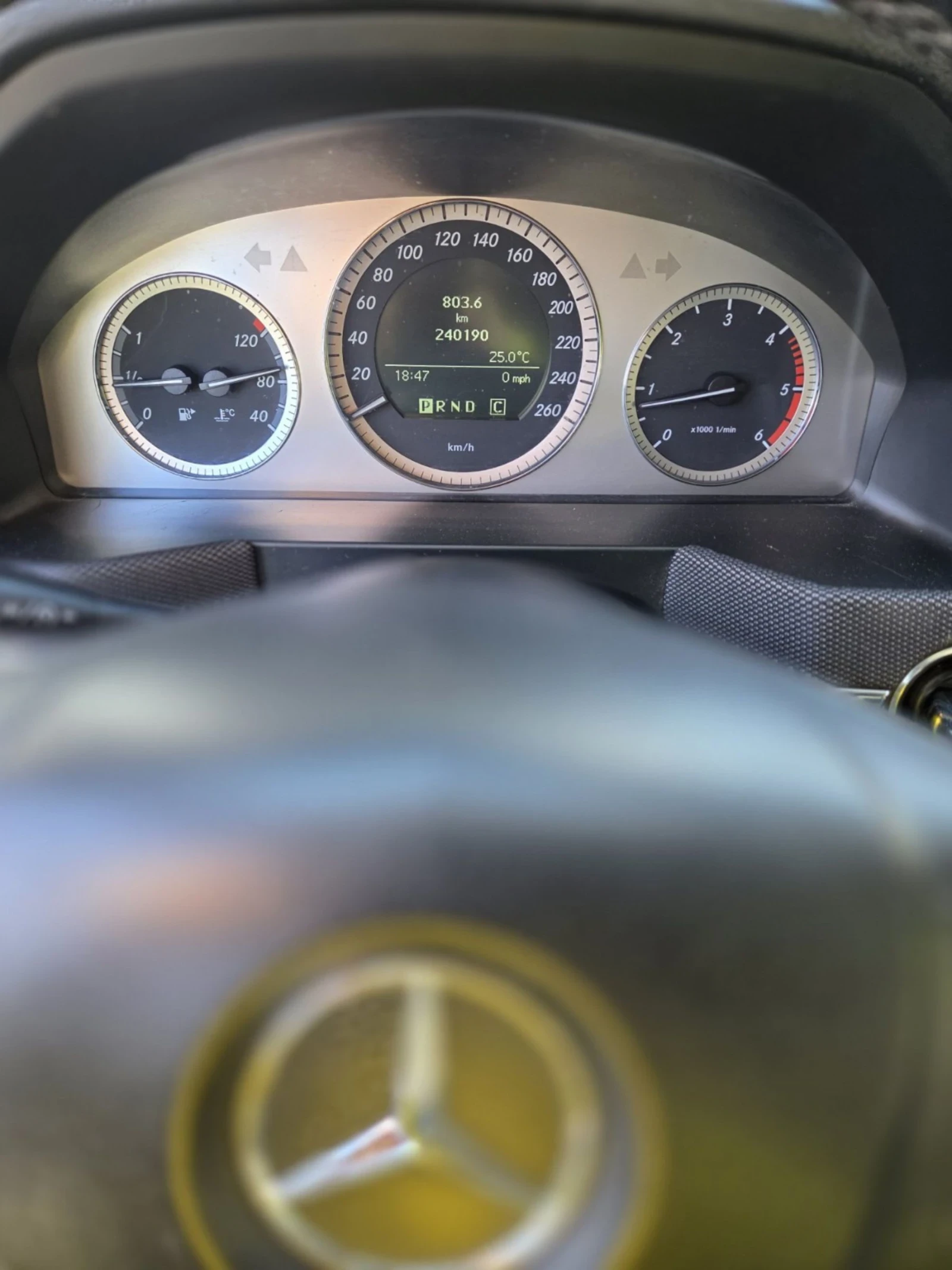 Mercedes-Benz GLK, снимка 15 - Автомобили и джипове - 54347903