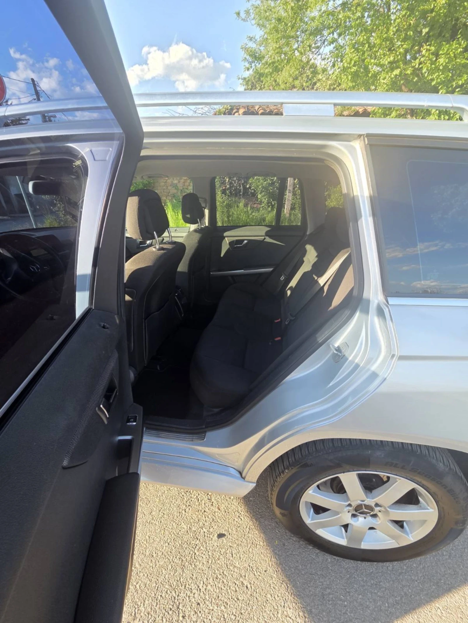 Mercedes-Benz GLK, снимка 9 - Автомобили и джипове - 54347903