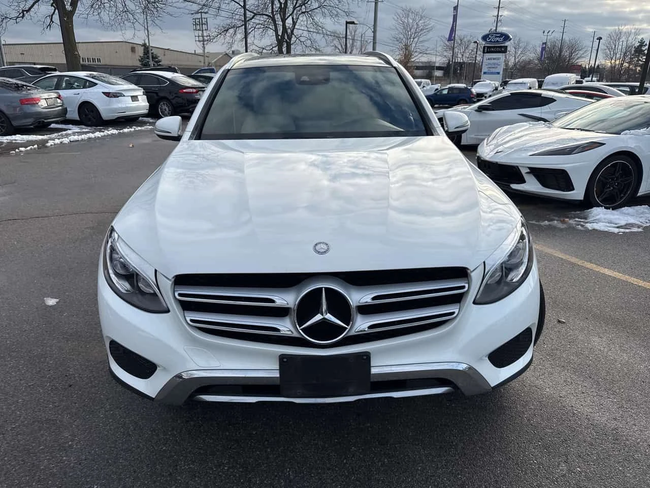 Mercedes-Benz GLC 300  4M * КОЖА * CARFAX * БЕЗ ПЪРВОНАЧАЛНА ВНОСКА, снимка 2 - Автомобили и джипове - 54544071