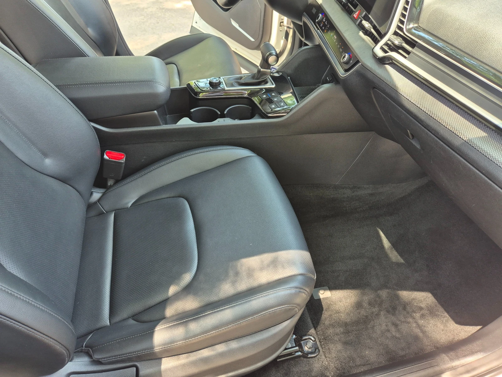 Kia Sportage 2.0 cm3 4x2 наличен в БГ, снимка 7 - Автомобили и джипове - 54835530