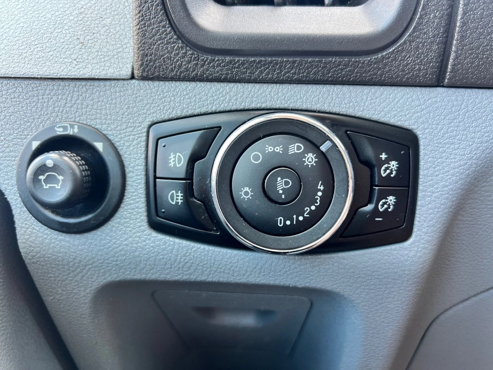 Ford Transit L2H2 205000км, снимка 13 - Бусове и автобуси - 55067094