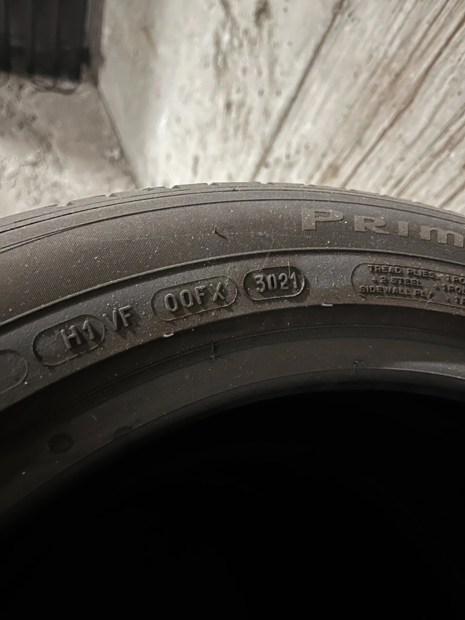 Гуми Летни 225/50R18, снимка 2 - Гуми и джанти - 53715338