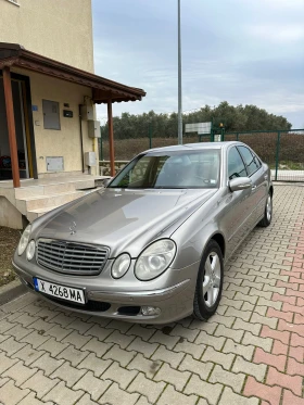 Mercedes-Benz E 220, снимка 9