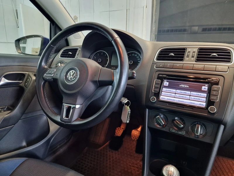 VW Polo 1.2  TSI , снимка 11 - Автомобили и джипове - 46878392