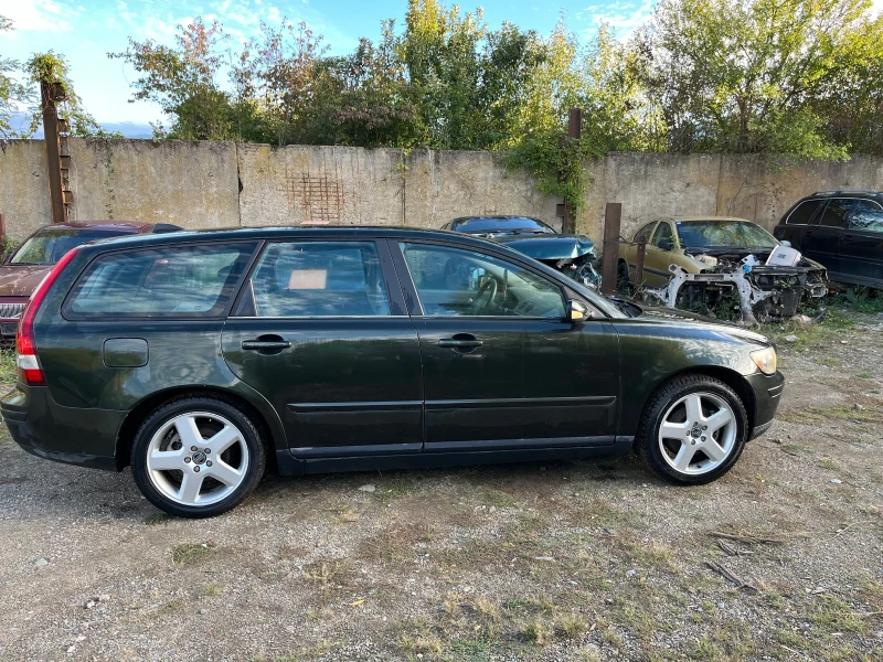 Volvo V50 2.0d 136hp, снимка 1 - Автомобили и джипове - 47454721