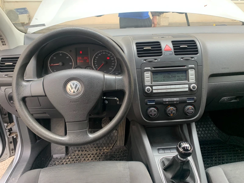 VW Golf 2.0 TDI, снимка 9 - Автомобили и джипове - 47487006