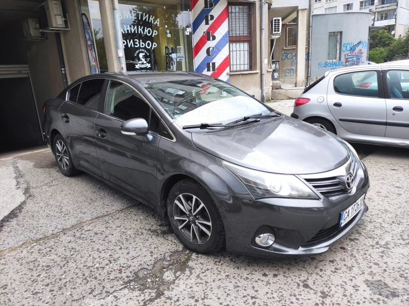 Toyota Avensis Фейслифт от ТМ Ауто София / 141 000 км, снимка 4 - Автомобили и джипове - 47491592