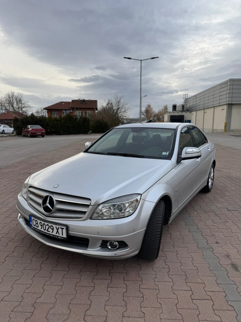 Mercedes-Benz C 180, снимка 1 - Автомобили и джипове - 48119935