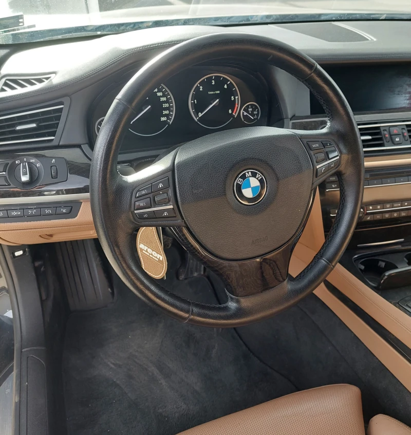 BMW 730, снимка 8 - Автомобили и джипове - 48495816