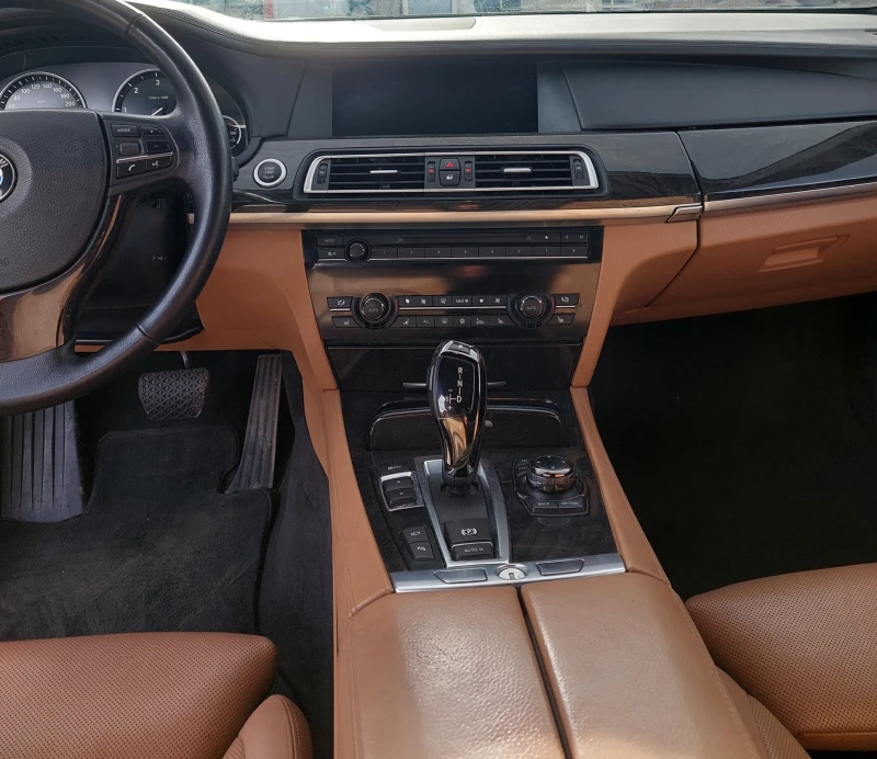 BMW 730, снимка 9 - Автомобили и джипове - 48495816