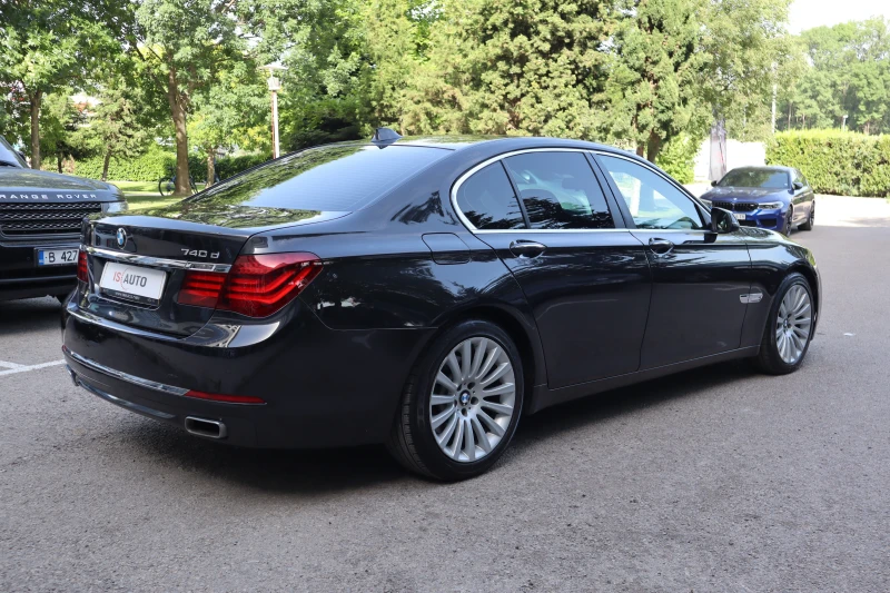 BMW 740  xDrive/Dynamic Xenon/Камера, снимка 4 - Автомобили и джипове - 49000834