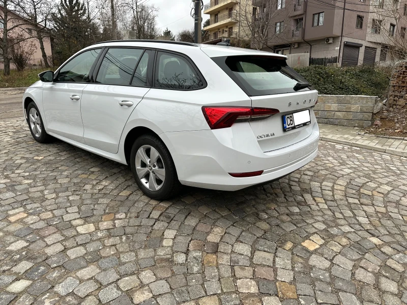 Skoda Octavia 2.0TDI_Digital Cockpit, снимка 6 - Автомобили и джипове - 49320664