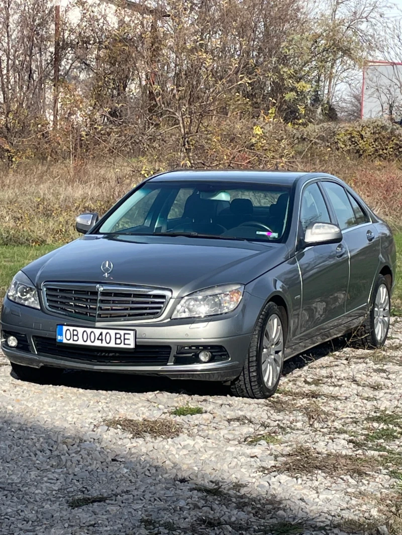 Mercedes-Benz C 320, снимка 8 - Автомобили и джипове - 51321412
