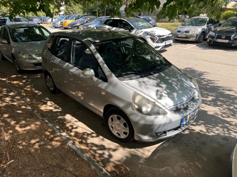 Honda Jazz, снимка 3 - Автомобили и джипове - 52161988