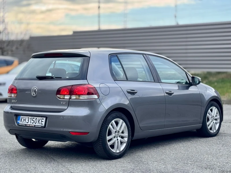 VW Golf 1.6TDI 105hp, снимка 6 - Автомобили и джипове - 52726869