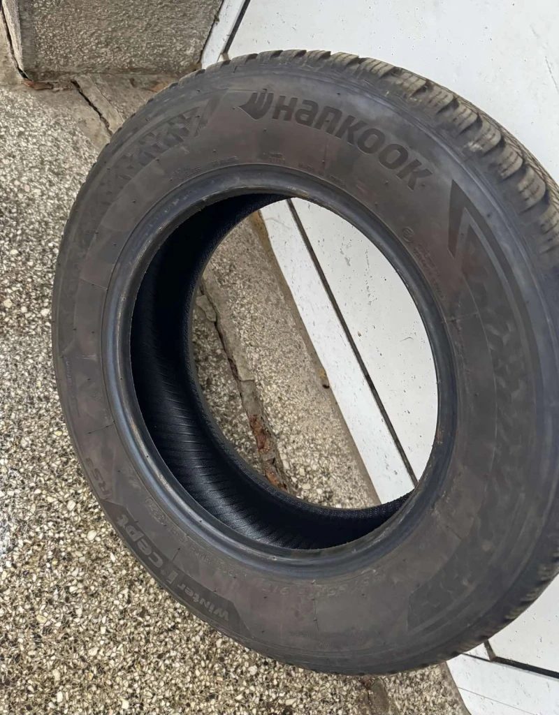 VW Golf 1.9 TDI, снимка 16 - Автомобили и джипове - 53062549