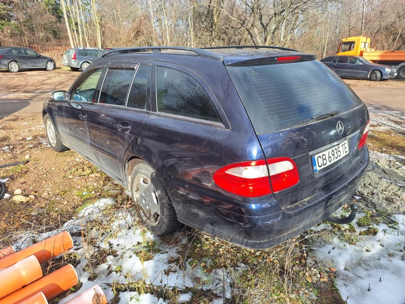 Mercedes-Benz E 240, снимка 2 - Автомобили и джипове - 53097293