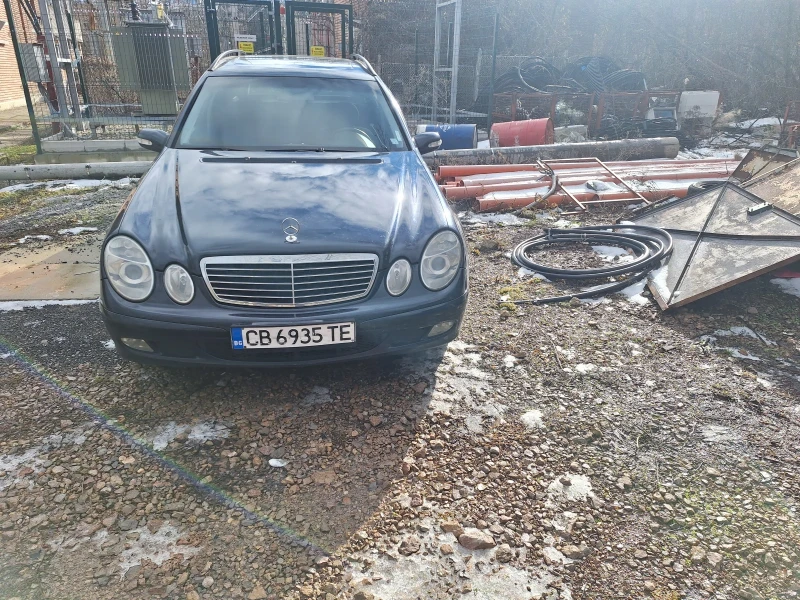 Mercedes-Benz E 240, снимка 3 - Автомобили и джипове - 53097293