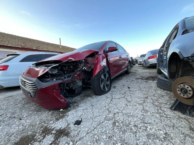 Hyundai Ioniq хибрид 1.6 мн екстри, снимка 6 - Автомобили и джипове - 53114888