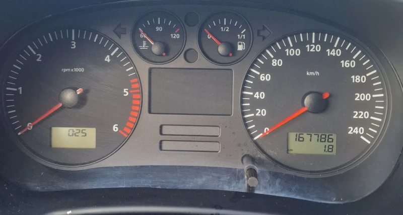 Seat Leon 1.9tdi 110ks, снимка 14 - Автомобили и джипове - 53205350