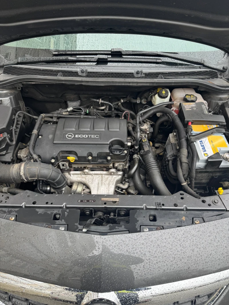 Opel Astra 1.4т 140к.с., снимка 15 - Автомобили и джипове - 53269396