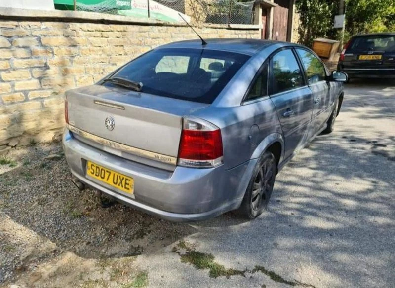 Opel Vectra 1.9 CDTI. 120к.с 3 броя на части - изображение 3