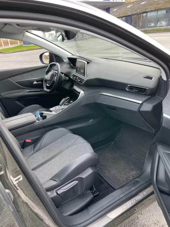 Peugeot 3008 1.6b Hybrid 225ps GT DK, снимка 9 - Автомобили и джипове - 53137834